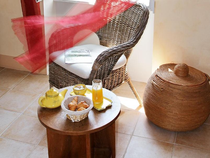 Le Clos de la Tuilière Grignan Habitación foto